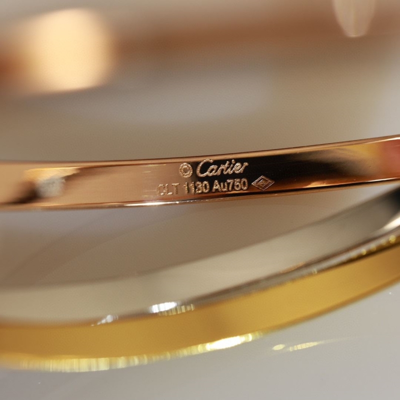 Ca*t1er bracelets